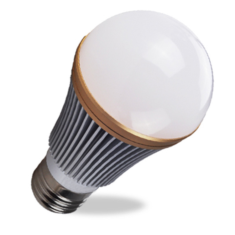 Uniformity design and brightness control of LED in advertising light boxes