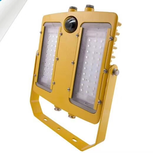 Technical Difficulties and Development Trends of Small Pitch LED Displays